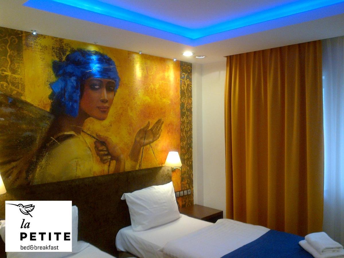 La Petite Apartments & Rooms Gdansk Oda fotoğraf